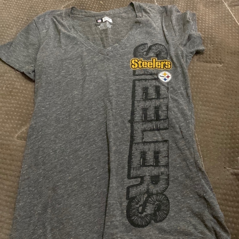 Steelers top